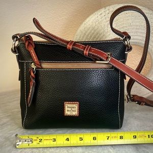 🦆Dooney & Bourke Allison Crossbody Pebble Grain adjustable MSRP $228